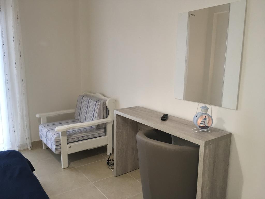 Demeliza Apartments Pláka Ngoại thất bức ảnh