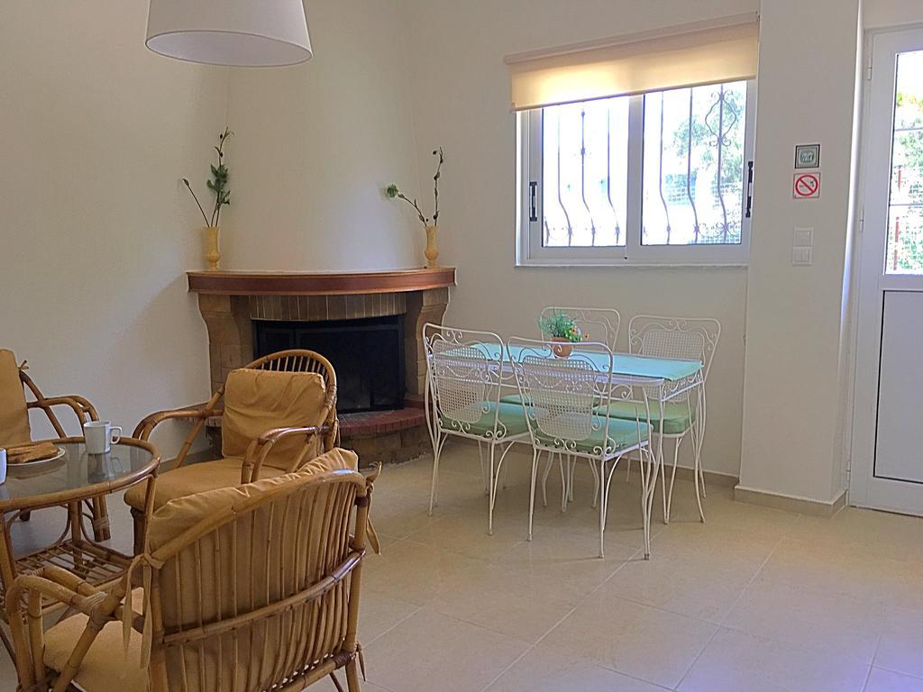 Demeliza Apartments Pláka Ngoại thất bức ảnh